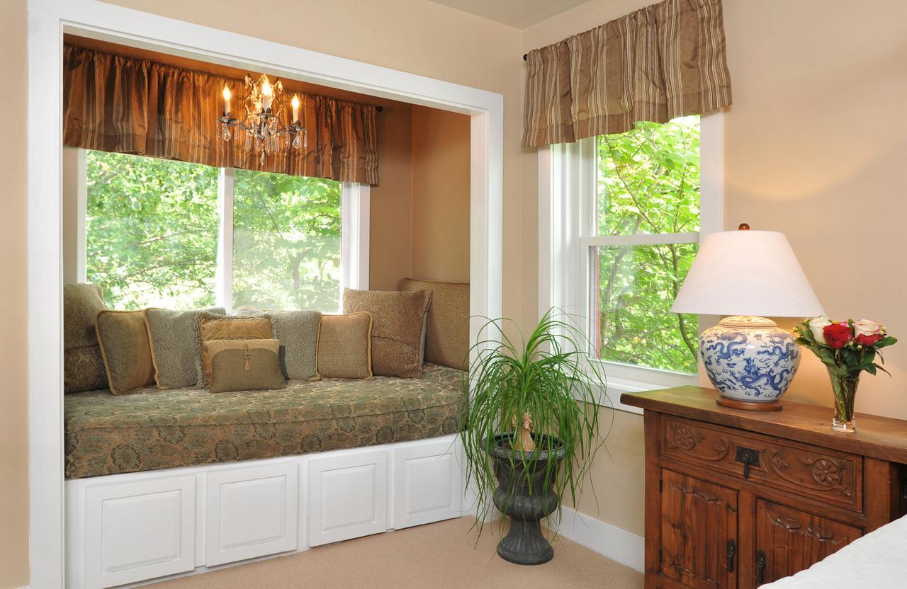 1795 Acorn Inn Bed And Breakfast Canandaigua Dış mekan fotoğraf